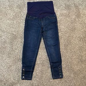 Pinkblush maternity cropped pants size 26